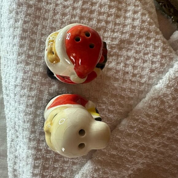 Santa and Snowman Salt and Pepper Shakers - Picture 4 of 7
